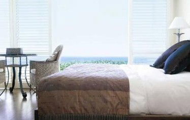 Jonahs - Accommodation Gold Coast 1