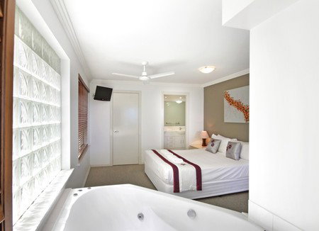 Watermark Resort - Accommodation Gold Coast 2