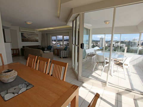 84 The Spit - Accommodation Gold Coast 9