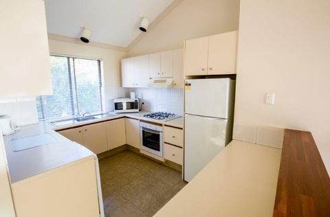 Busselton Beach Resort - Accommodation Gold Coast 8