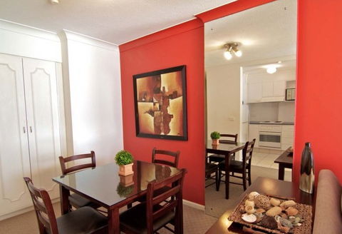 Ocean Royale Apartments - Accommodation Gold Coast 2