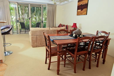 Miami Beachside Apartments - Accommodation Gold Coast 8