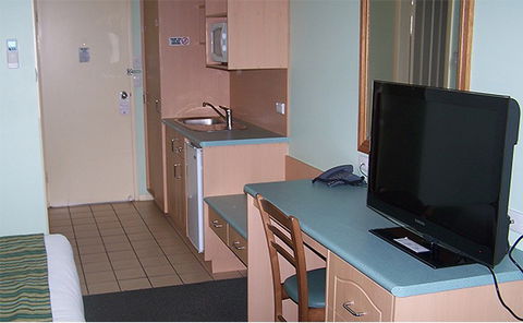 Green Gables Motel - Accommodation Gold Coast 3
