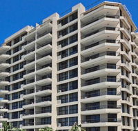 Clubb Coolum Beach - Gold Coast 4U