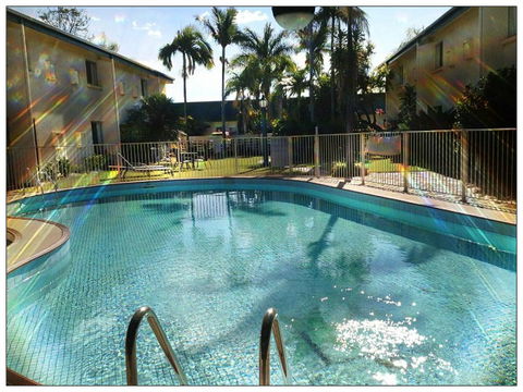Emerald Meteor Motel - Gold Coast 4U 3
