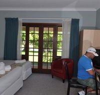 Poplars Inn