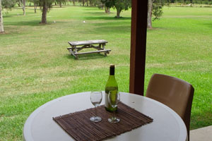 Surfside Resort Motel - Accommodation Gold Coast 1