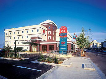 Hotel Ibis Newcastle - Accommodation Gold Coast 0