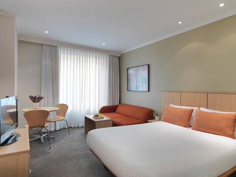 Travelodge Phillip Street - Accommodation Gold Coast 0