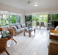 Driftwood Mantaray On Macrossan - Accommodation Gold Coast