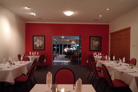 JAMES STREET MOTOR INN - Accommodation Gold Coast 1