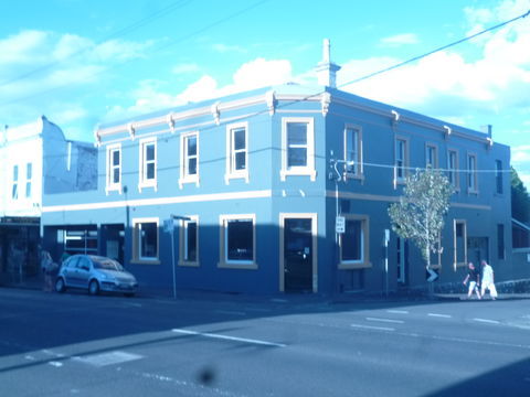 British Crown Hotel - Accommodation Gold Coast 0