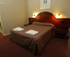 Berkeley Hotel - Accommodation Gold Coast 0