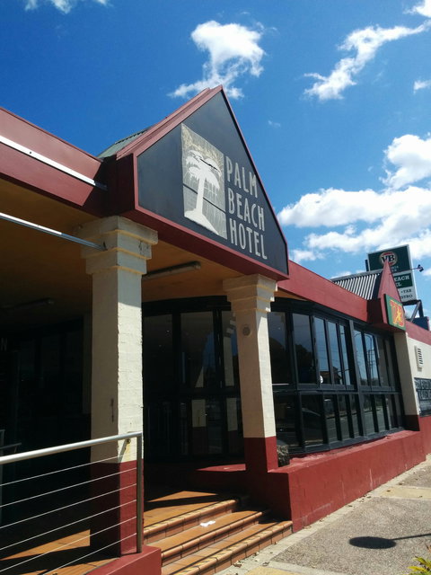 Palm Beach Hotel - Accommodation Gold Coast 0