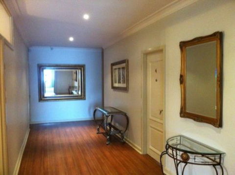 503 On Princes Drive Motel - Accommodation Gold Coast 0