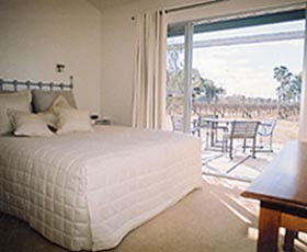 Tinnies At Back Creek Vineyard - Accommodation Gold Coast 0