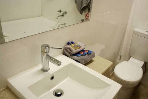 Bayview Motel Rosebud - Accommodation Gold Coast 8