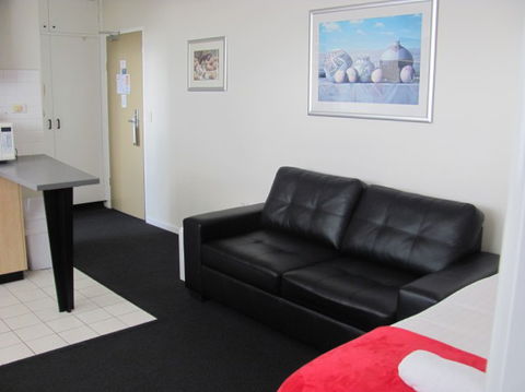 Apartments On Flemington - Accommodation Gold Coast 1