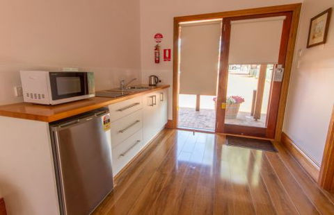 JV Jones Pty Ltd - Accommodation Gold Coast 4
