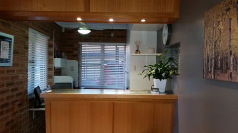 Cousins Motor Inn - Accommodation Gold Coast 1