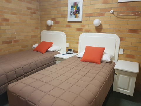 Cousins Motor Inn - Accommodation Gold Coast 14