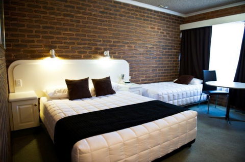 Cousins Motor Inn - Accommodation Gold Coast 17