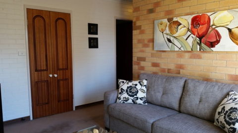 Cousins Motor Inn - Accommodation Gold Coast 18