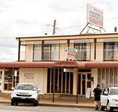 Town House Motor Inn - Accommodation Gold Coast