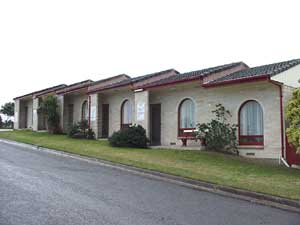 Oyster Court Motel - Accommodation Gold Coast 0