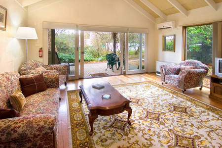 Double Nut Chalets - Accommodation Gold Coast 0