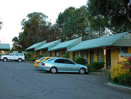 Tarcutta Halfway Motor Inn - Accommodation Gold Coast 2