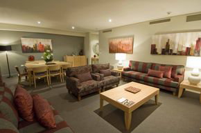 Royal On The Park - Accommodation Gold Coast 0