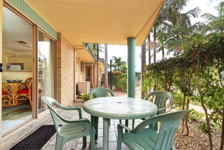 Beaches Serviced Apartments - Accommodation Gold Coast 4