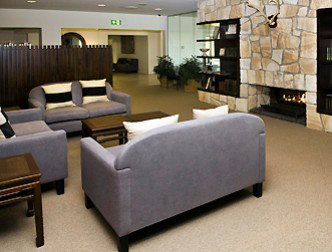 Mercure Clear Mountain Lodge - Accommodation Gold Coast 0