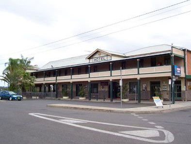 Crown Hotel Motel - Accommodation Gold Coast 0