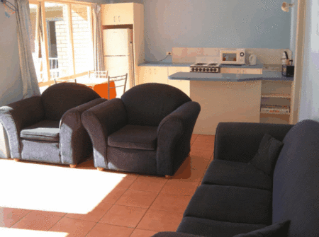 Sunset Court Holiday Apartments - Accommodation Gold Coast 5