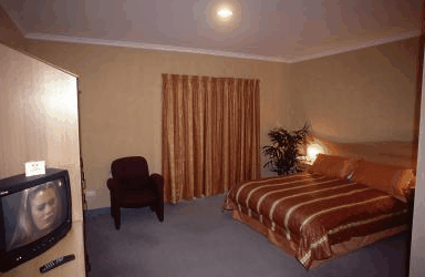 The Lighthouse Hotel - Accommodation Gold Coast