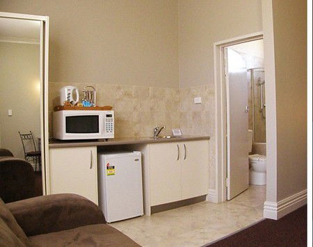 Best Western Silver Haven Motor Inn - Accommodation Gold Coast 0