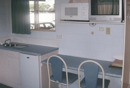 Overflow Motor Inn - Accommodation Gold Coast 2