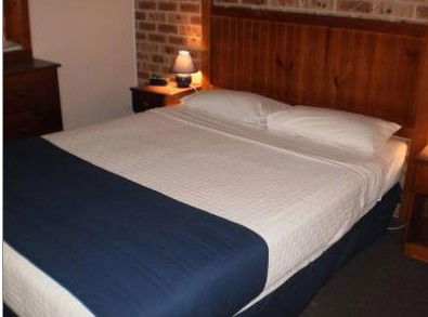 Lake Haven Motor Inn - Accommodation Gold Coast 4