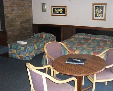 Downtown Motel - Accommodation Gold Coast 2