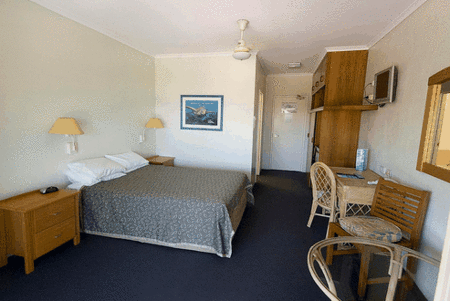 Club Crocodile, Airlie Beach - Accommodation Gold Coast 1