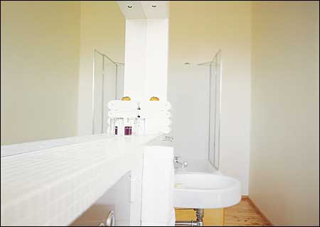 The Hatton Hotel - Accommodation Gold Coast 1