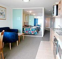 The Entrance Waldorf Apartments - Gold Coast 4U