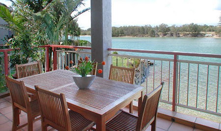 Sunrise Cove Holiday Apartments - Accommodation Gold Coast 1