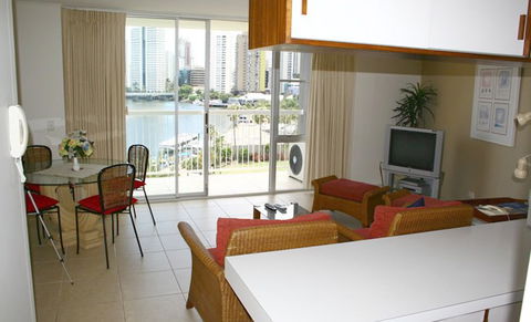 River Park Towers - Accommodation Gold Coast 3