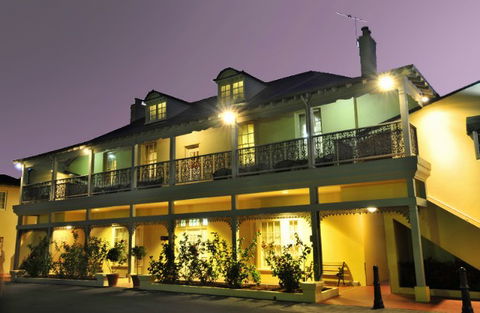 Best Western The Clifton - Accommodation Gold Coast 0