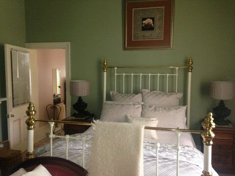 Belmont Bed & Breakfast - Accommodation Gold Coast 4