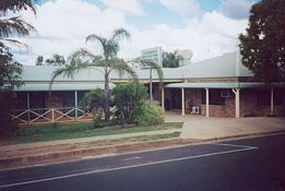 Clermont Motor Inn - Accommodation Gold Coast 0