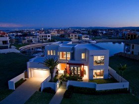 Valencia - Accommodation Gold Coast 0